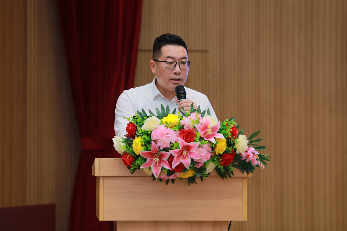 1764225090335559.jpg 3t8Kg6lY.jpg